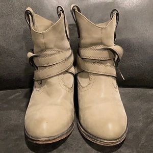 Rocket Dog Sayla Vintage Worn boot